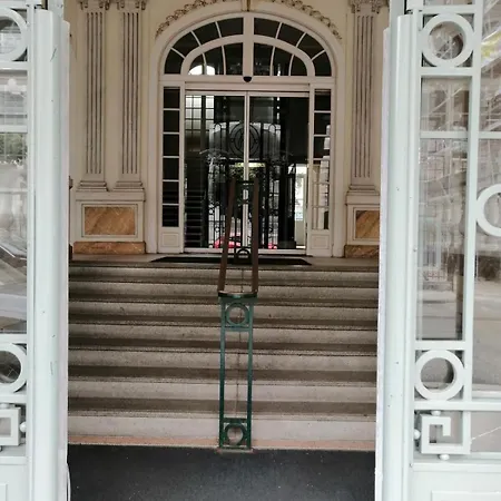 Altitude 930 Centre Ville Bel Appartement Au Calme * 科特雷