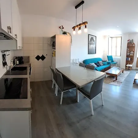 アパート Altitude 930 Centre Ville Bel Appartement Au Calme コテレ