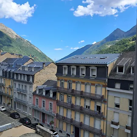 Altitude 930 Centre Ville Bel Appartement Au Calme 科特雷
